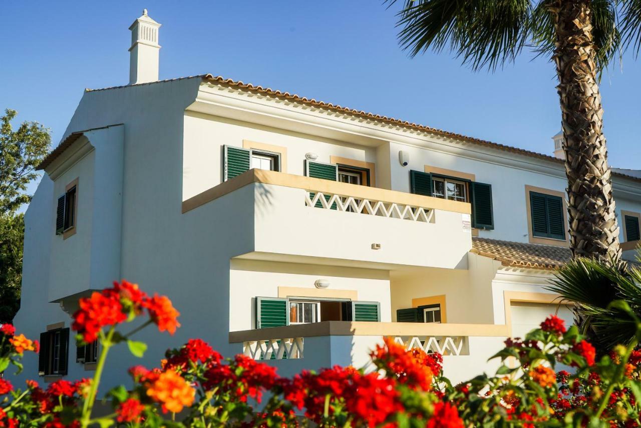 Falesia Beach Villa By The Portuguese Butler Olhos de Agua  Dış mekan fotoğraf
